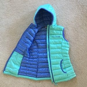 Free Country Vest With Hood and Inside Pockets